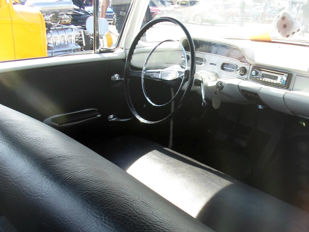 1967 Chevrolet Biscayne (Interior)