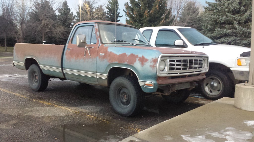1976 Dodge D100
