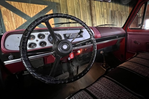 Dodge Ramcharger 1980 interior