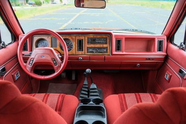 Ford Bronco II interior