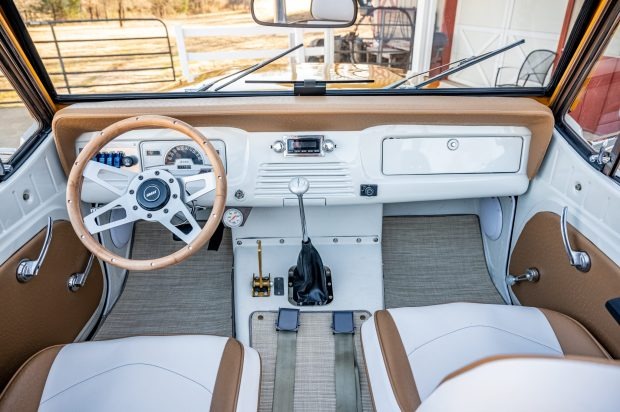 Jeep Commando Interior