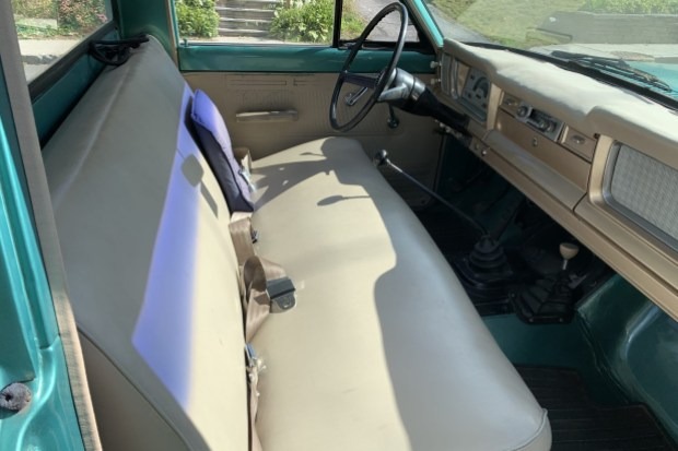 Jeep Gladiator 1970 Interior