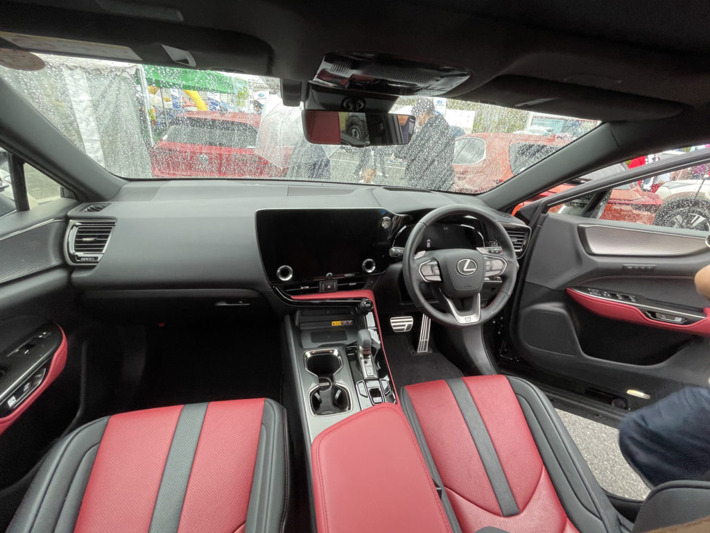 Lexus NX - Interior