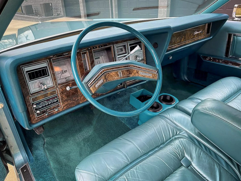 Lincoln Continental Mark V Interior