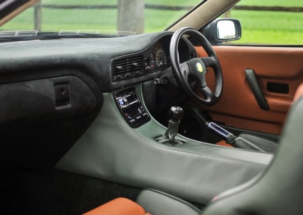 Lister Storm interior