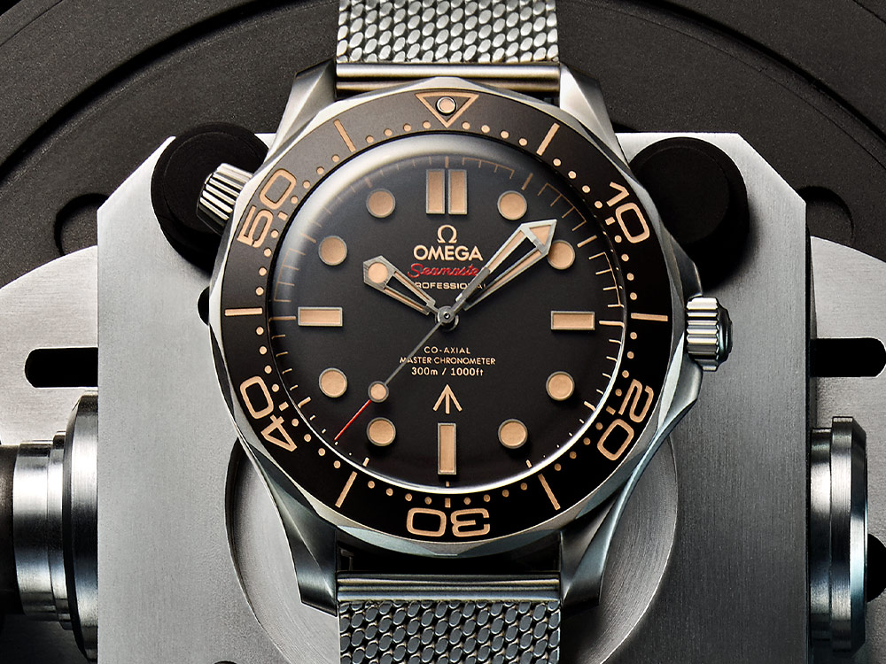 Omega Seamaster Diver 300M 007 Edition