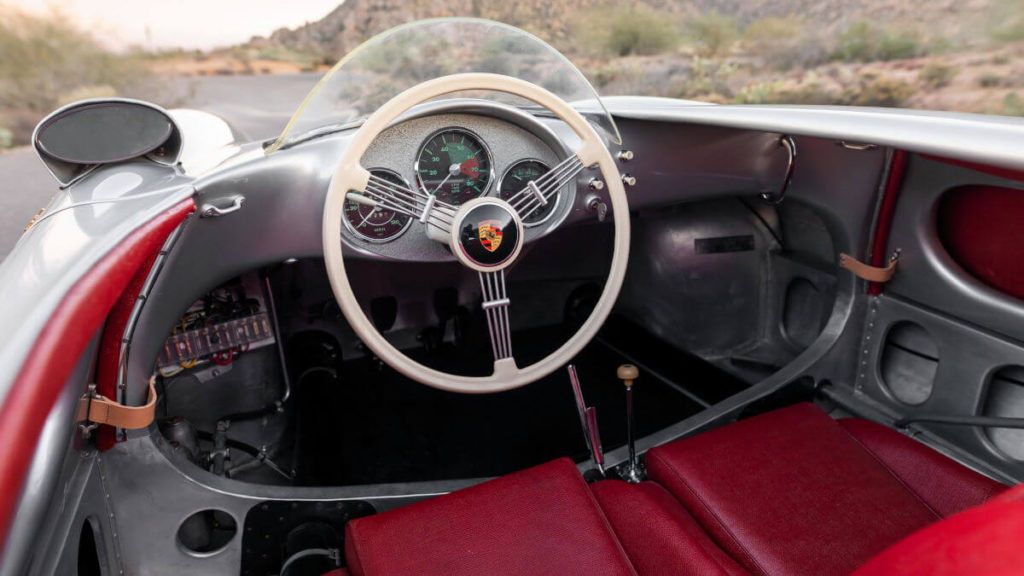 Porsche 550 Spider (Interior)