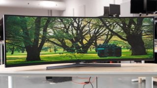 Samsung CRG9 Review