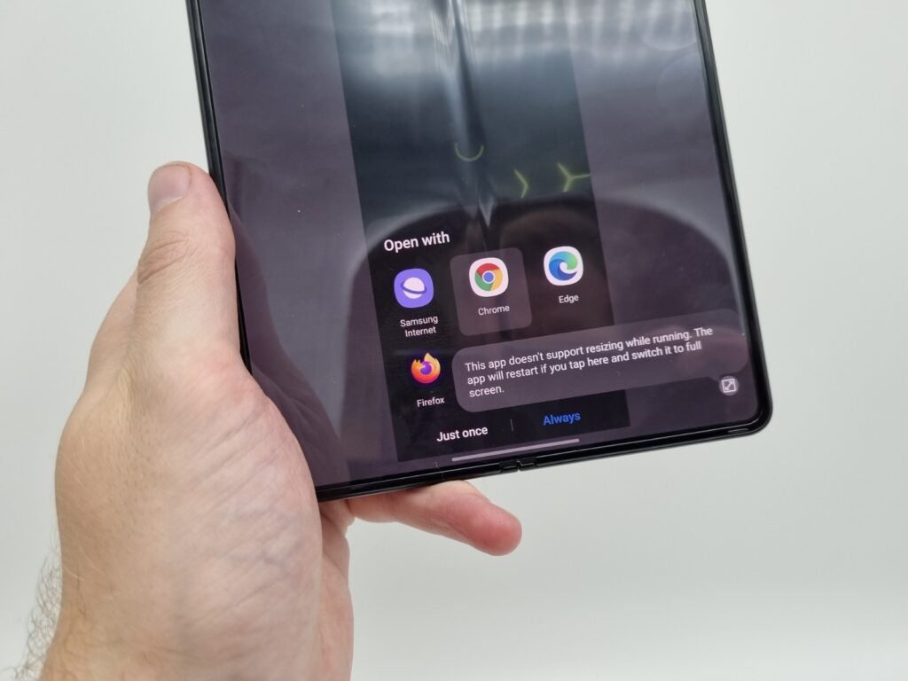 Samsung Stretchable Display